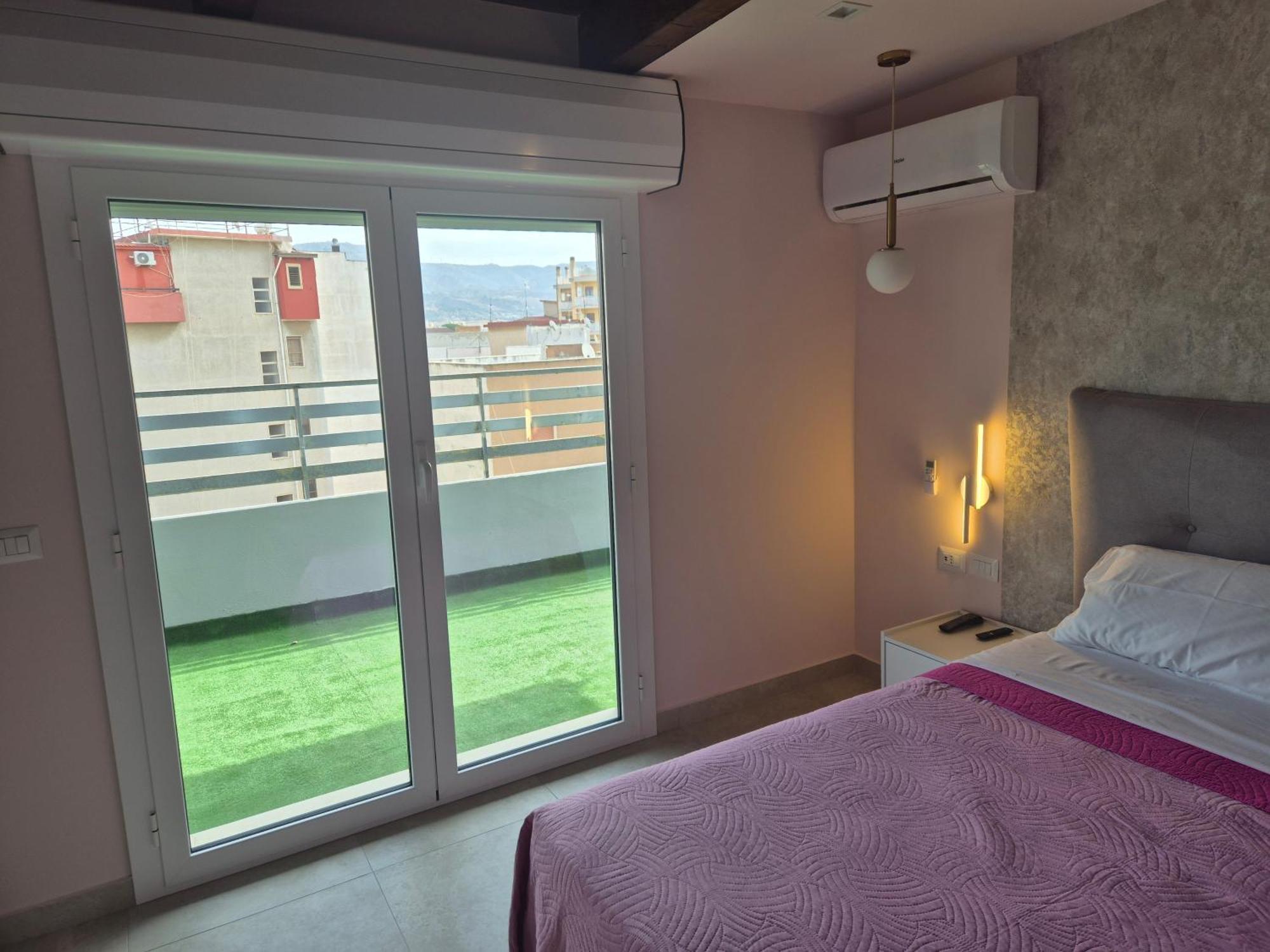 Attico Solaris Reggio di Calabria Exterior foto